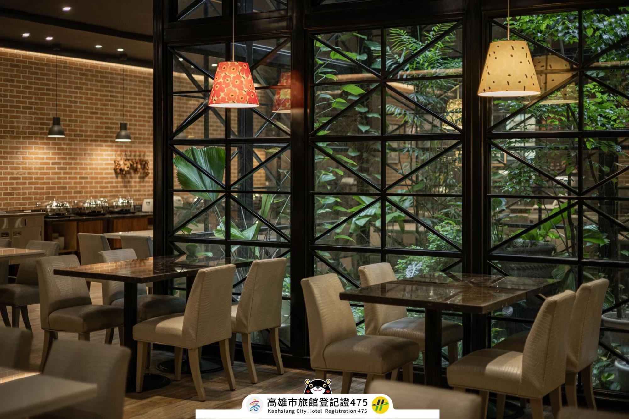Kindness Hotel-Jue Ming Kaohsiung Esterno foto