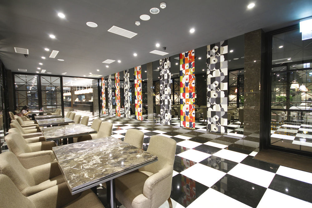 Kindness Hotel-Jue Ming Kaohsiung Esterno foto