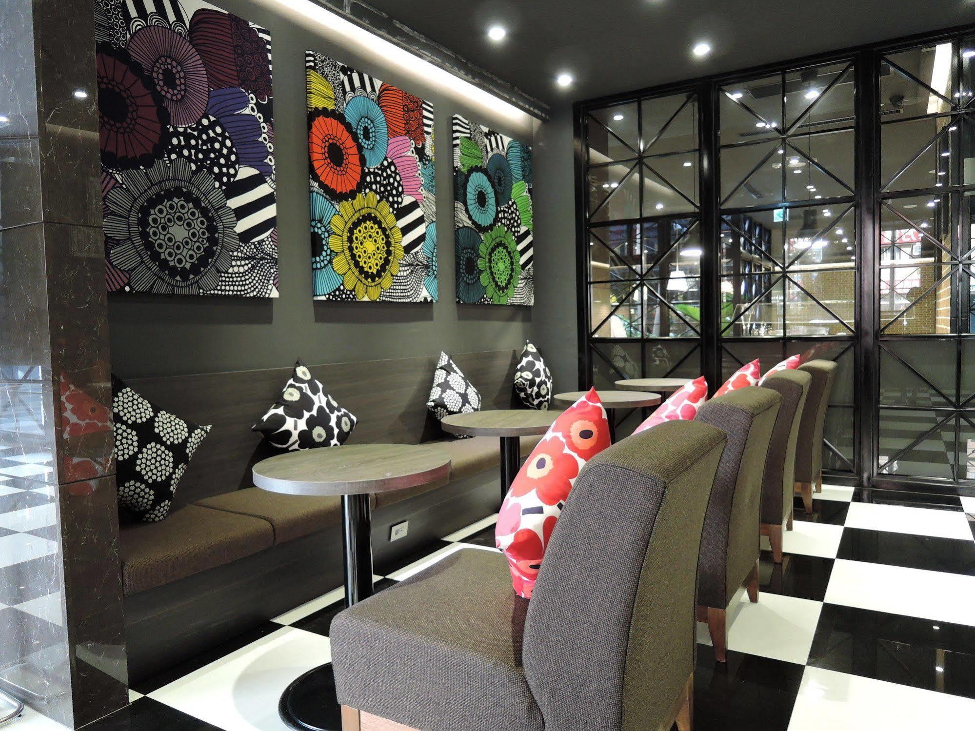 Kindness Hotel-Jue Ming Kaohsiung Esterno foto